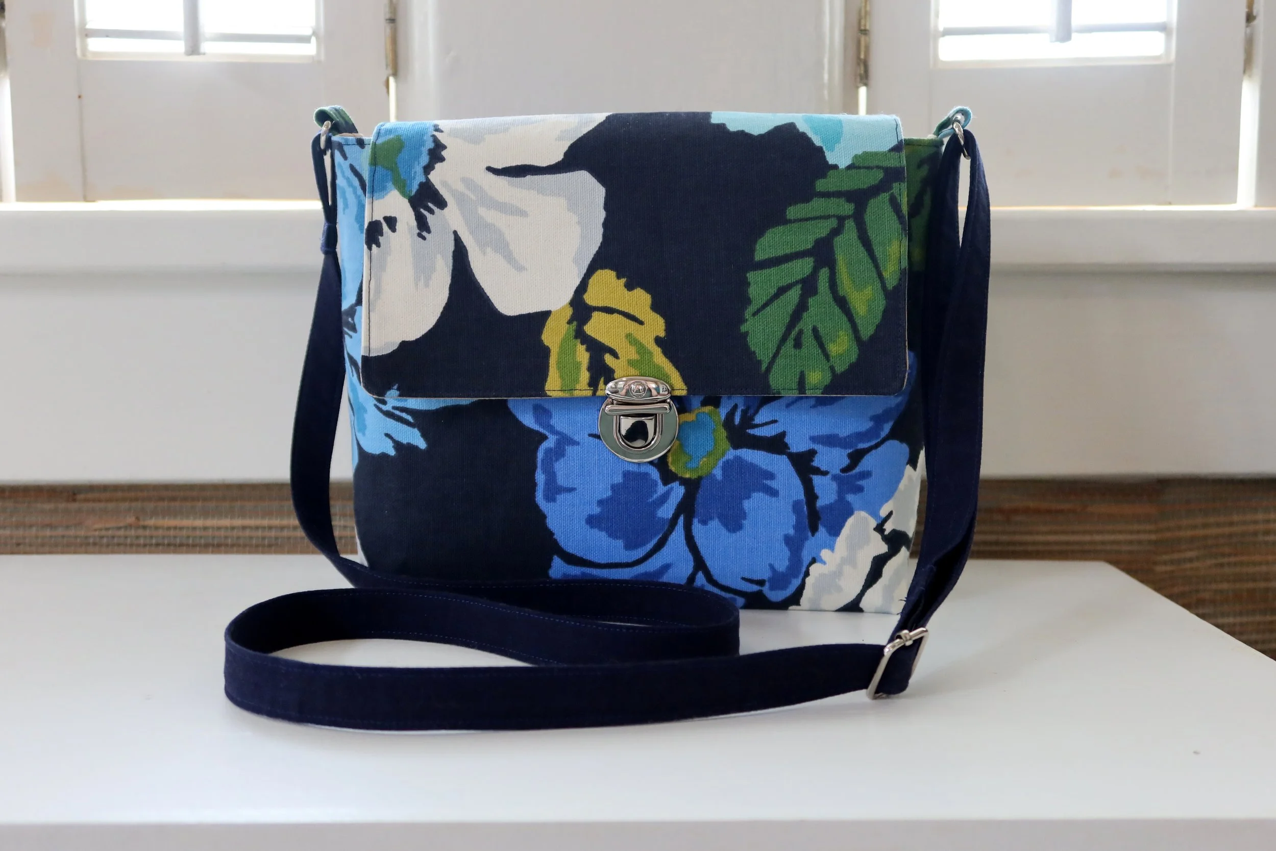 DIY Crossbody Bag Tutorial with Janome Trish Stitched